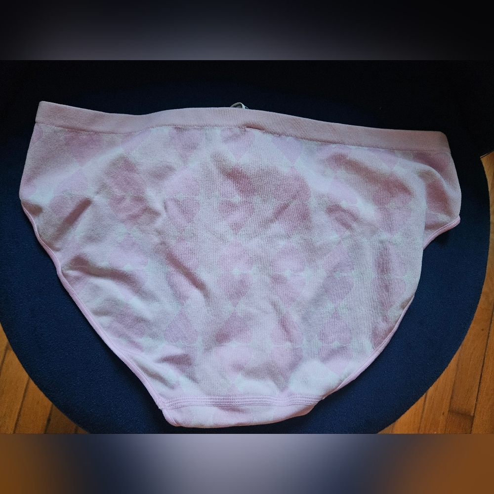 PINK Victoria's Secret Soft Pink Heart Patterned Bikini Panties Medium - Picture 3 of 4